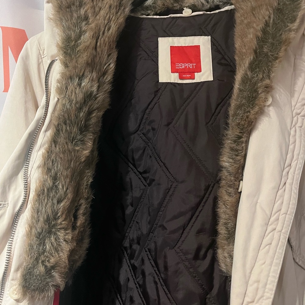 Esprit winter jacket - Picture 6 of 8